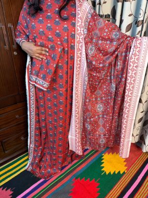 KHAADI Unstitched PakistaniLawn